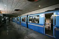 「Entrance」駅での Ep 列車