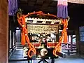 正徳4年(1714年)六代将軍徳川家宣公奉納の神輿(2010年4月24日撮影)