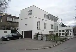 在ノルウェー大使館（オスロ）