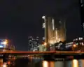 夜の中之島三井ビルディングと田蓑橋