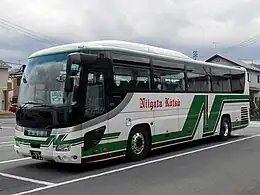 貸切バス車両(いすゞ・ガーラ)