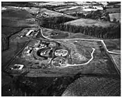 ナイキ基地。発射機2基の小規模基地である。