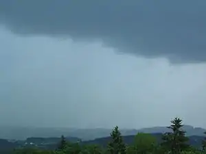 乱層雲の降水雲