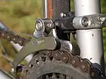 フロント変速機