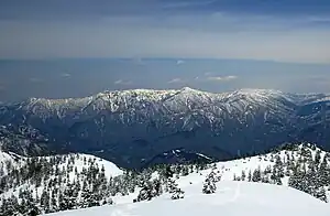 野谷荘司山から望む春(2010年4月18日)の人形山