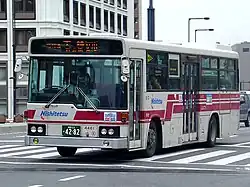 B-II 大型車側面上段引き違い下段固定窓西日本鉄道三菱P-MP218M