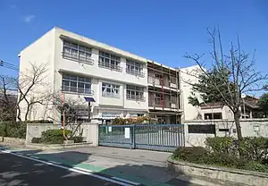 香櫨園小学校