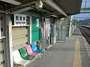 駅入口付近(2013年12月)