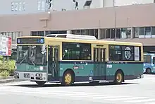1950年代から1975年頃までの一般路線バスの塗装を復刻した車両。2018年に西鉄グループ創立110周年を記念して期間限定で運行される。