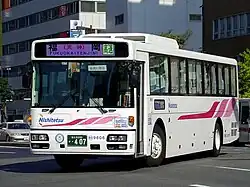 社番9606（日産ディーゼルPKG-RA274TAN）中間（高速）福岡線時代　現在は八幡営業所に転属し北九州空港エアポートバスで運用されている。（2007年撮影）