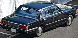 セダン 後期型 200E GL（リア）