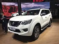 2019年改良型 2.5 VL 4x2 (中国仕様・フロント)