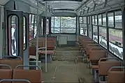 車内（後部側）