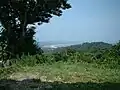 山頂付近から北東に野蒜海岸を望む