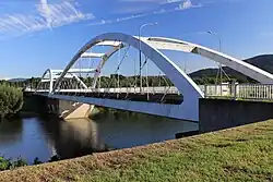 右岸上流側から望む野田城大橋、愛知県新城市にある豊川に架かる愛知県道392号新城引佐線のワーレントラス橋(2018年(平成30年)9月16日撮影)