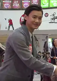 野村 周平
