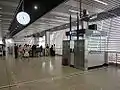 降車側改札