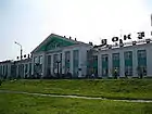 ノヴォクズネツクにある鉄道の駅。Новокузнецк-Пассажирский (вокзал)