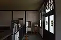 入口とカウンター