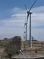 布引風力発電所-風車の巨大さを知る。(平成19年4月)