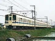 地上線の急行に使用される9000形