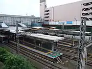 手前より、1・2、3・4、5・6番ホーム（2007年11月）