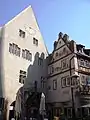 旧市庁舎とさらし台