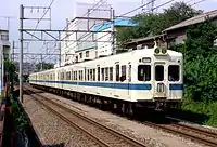 6両編成で運用される2220形電車(1979年)