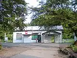 改築前の駅舎（2005年6月）