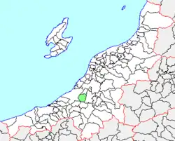 小国町の県内位置図