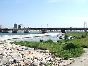 じゃぶじゃぶ池