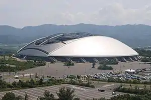 九州石油ドーム(2001年)