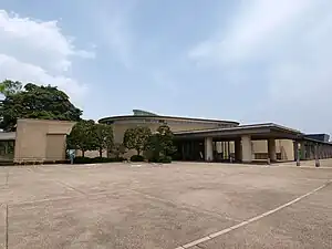 大分市美術館