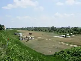 岡崎滑空場