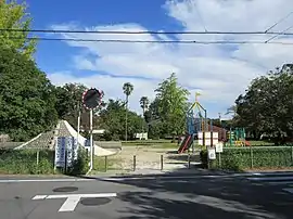 熊野公園(六名1丁目)