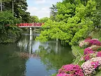 龍城堀にかかる神橋（しんきょう）