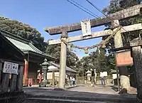 石鳥居