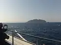 クルーズの様子（島を東方向から）
