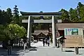 社殿前鳥居