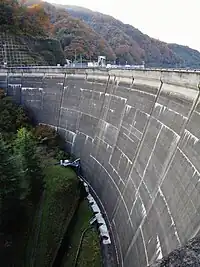左岸側アーチ
