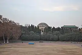 元理学院ビル