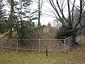かつてフェンスで覆われていた「御土居」