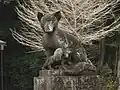 女化神社の狛犬（向かって右）