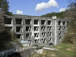 恩原ダム