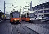 駅に並ぶ車両(1990年撮影)