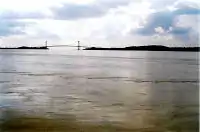 オリノコ川に架かる橋(ベネズエラ)