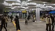 地下ホーム入場口