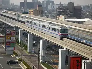 大日 - 門真市間を走る2000系（2010年1月撮影）