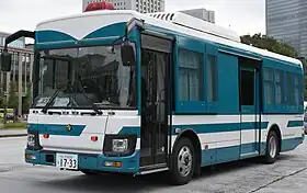 大型輸送車（いすゞ）