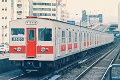 30系（1987年 西中島南方駅）